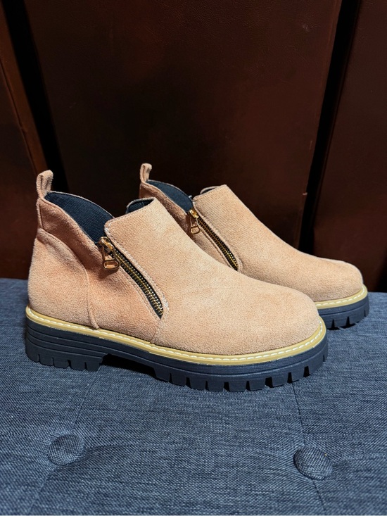 Shoes - Suede Side-Zip Chunky Sole Booties in Tan (size 8- 8.5 )